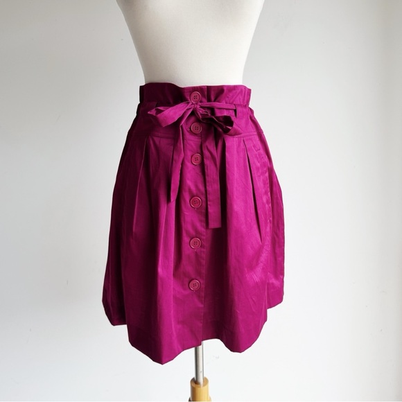 Theory Prisia Magenta Button-Front Tie Waist Skirt | Size 6 - Picture 2 of 8